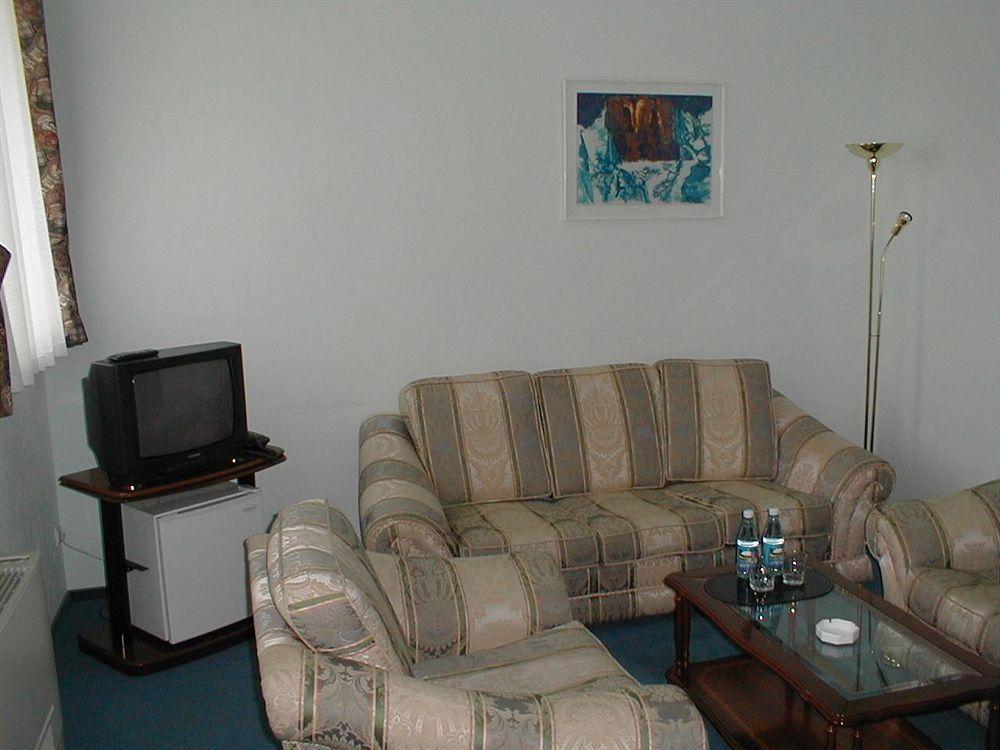 Astoria Hotel Dnipro Phòng bức ảnh