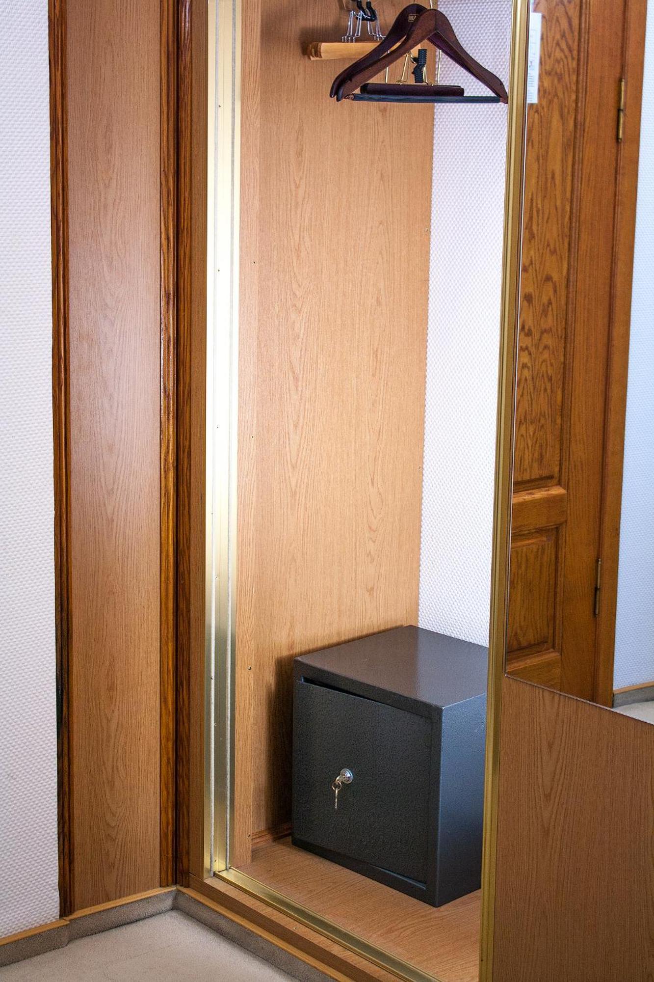 Astoria Hotel Dnipro Phòng bức ảnh