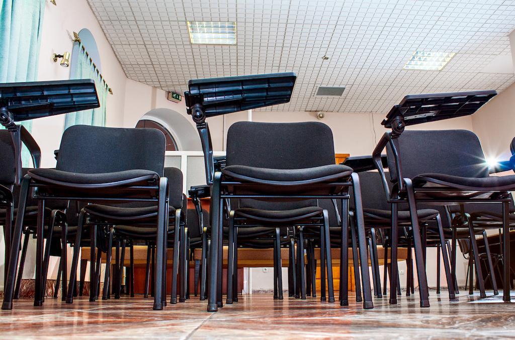 Astoria Hotel Dnipro Ngoại thất bức ảnh