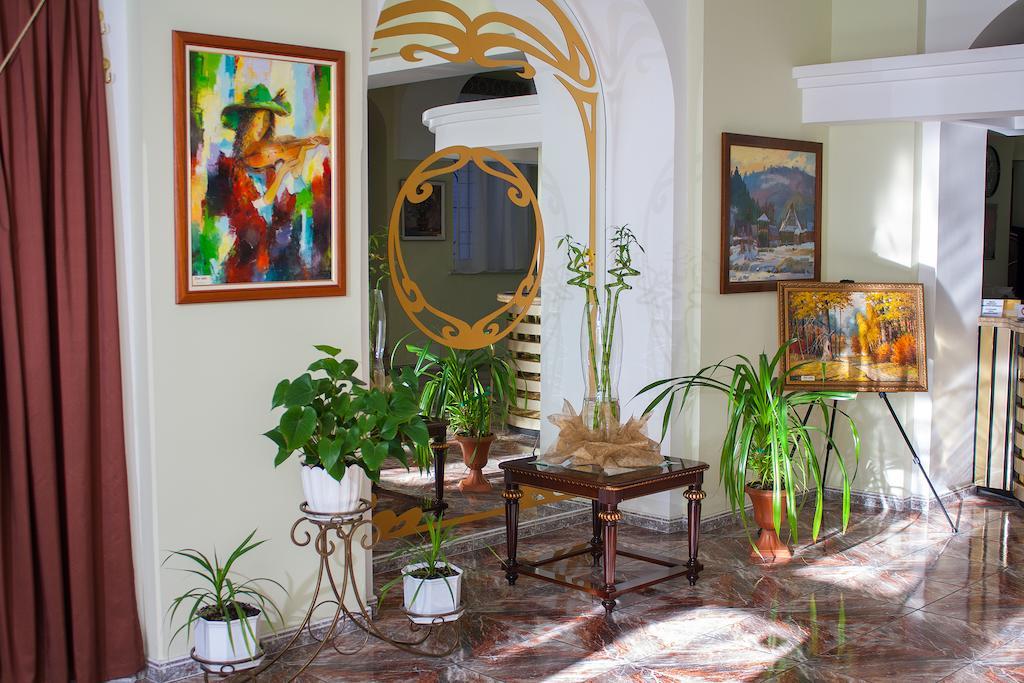 Astoria Hotel Dnipro Ngoại thất bức ảnh